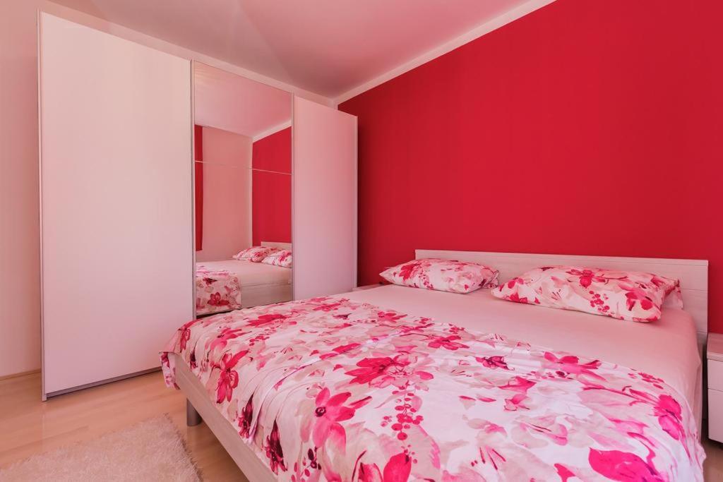 Apartman A&B Каштела Экстерьер фото