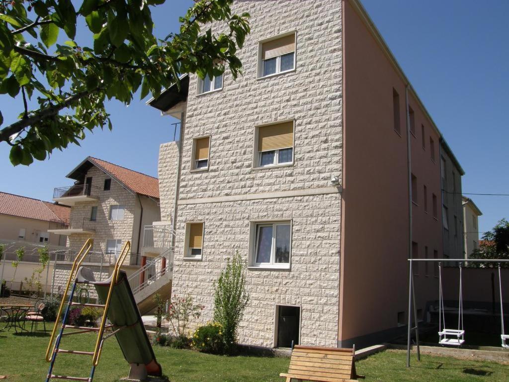 Apartman A&B Каштела Экстерьер фото